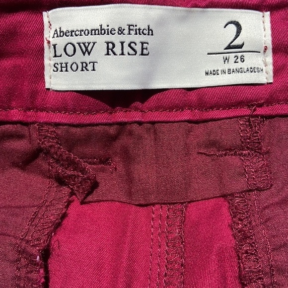 Abercrombie & Fitch Women’s Burgundy Low Rise Shorts 2/26W - Picture 4 of 7